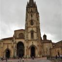 De kathedraal van Oviedo aan het centrale plein